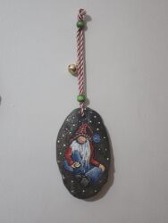 Karlı Gece Noel Cücesi – Askılı Taş Süs (Çanlı) - 1